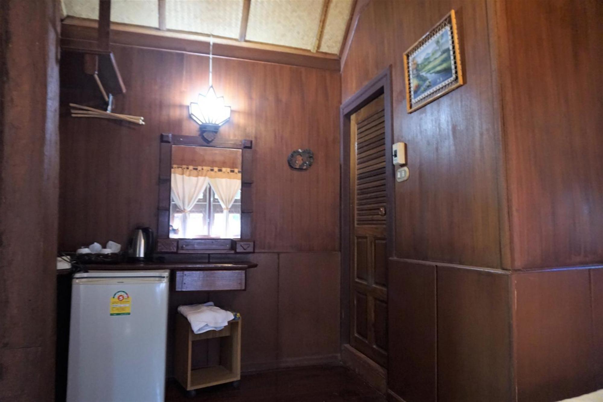 Bhupimarn Garden House Hotell Chom Thong Exteriör bild