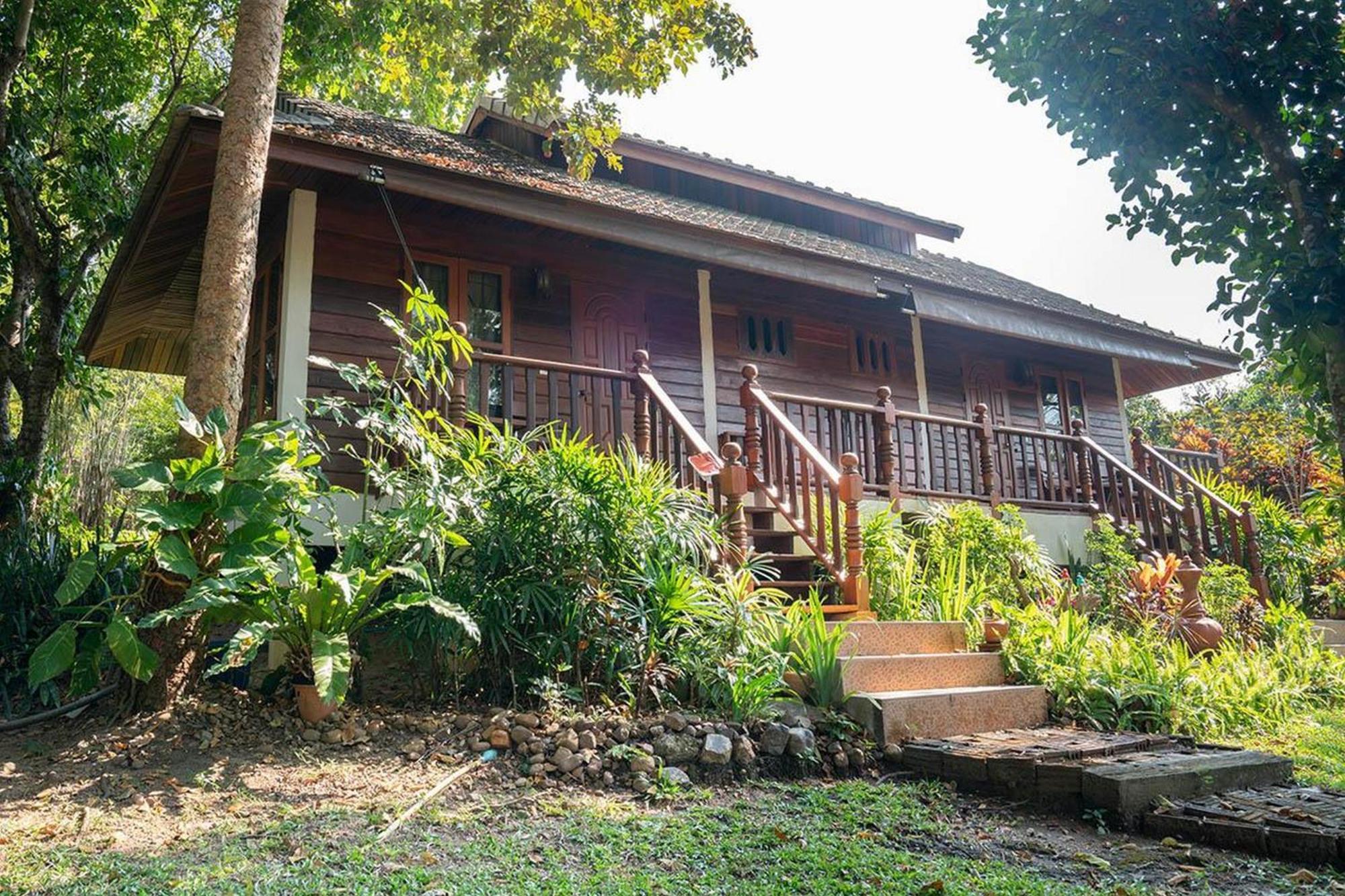 Bhupimarn Garden House Hotell Chom Thong Exteriör bild